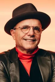 Joe Pantoliano as Teddy in Memento