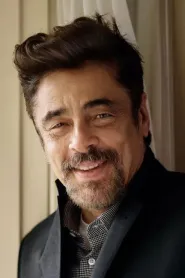 Benicio del Toro as Franky Four Fingers in Snatch