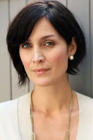 Carrie-Anne Moss as Trinity in The Matrix